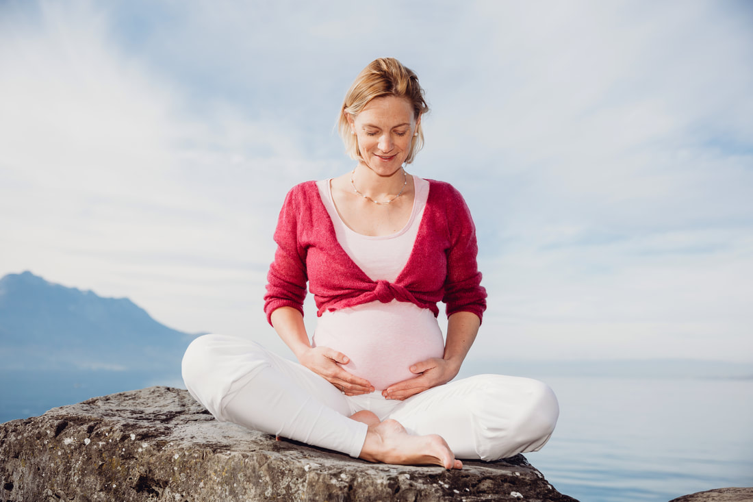 Pregnancy yoga - Tadasana Massage & Yoga - Pully